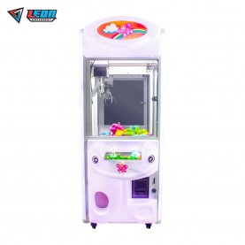 Butterfly claw machine